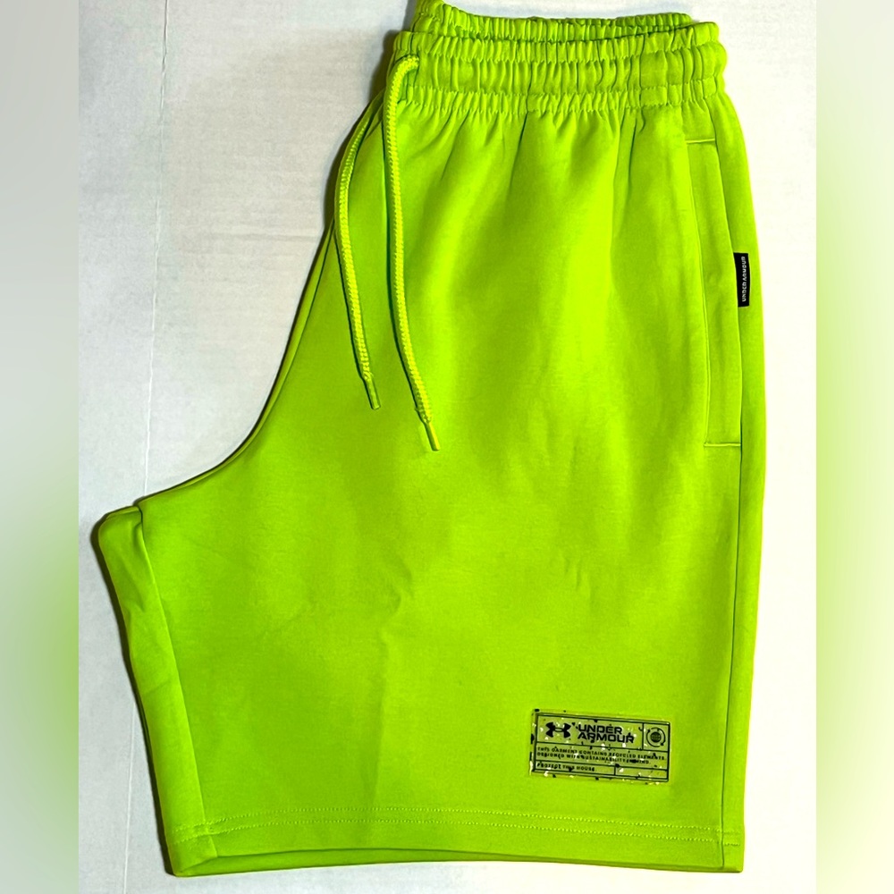 Under Armour Athletic Shorts Small